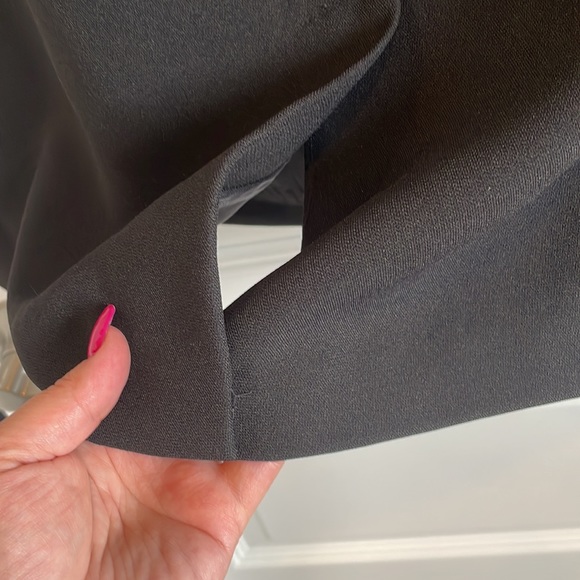 Essential G Black Pencil Skirt NWT - Picture 6 of 10